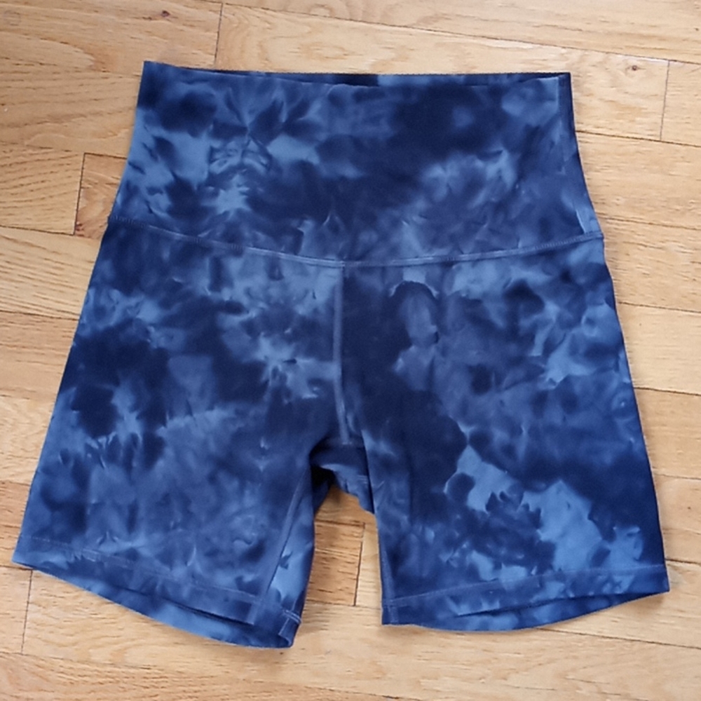 Lululemon Align shorts 6"